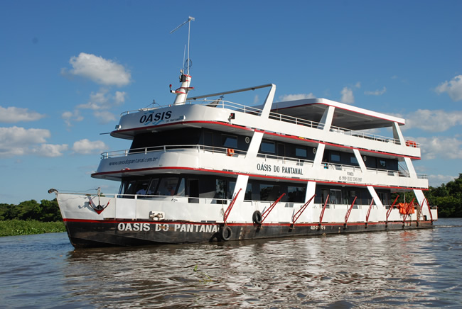 Barco Hotel Oásis do Pantanal
